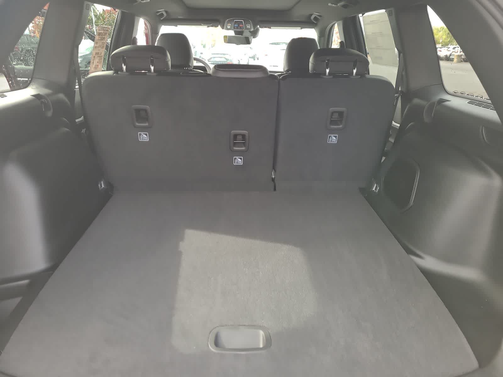 Thumbnail: 2025 Jeep Grand Cherokee - 27