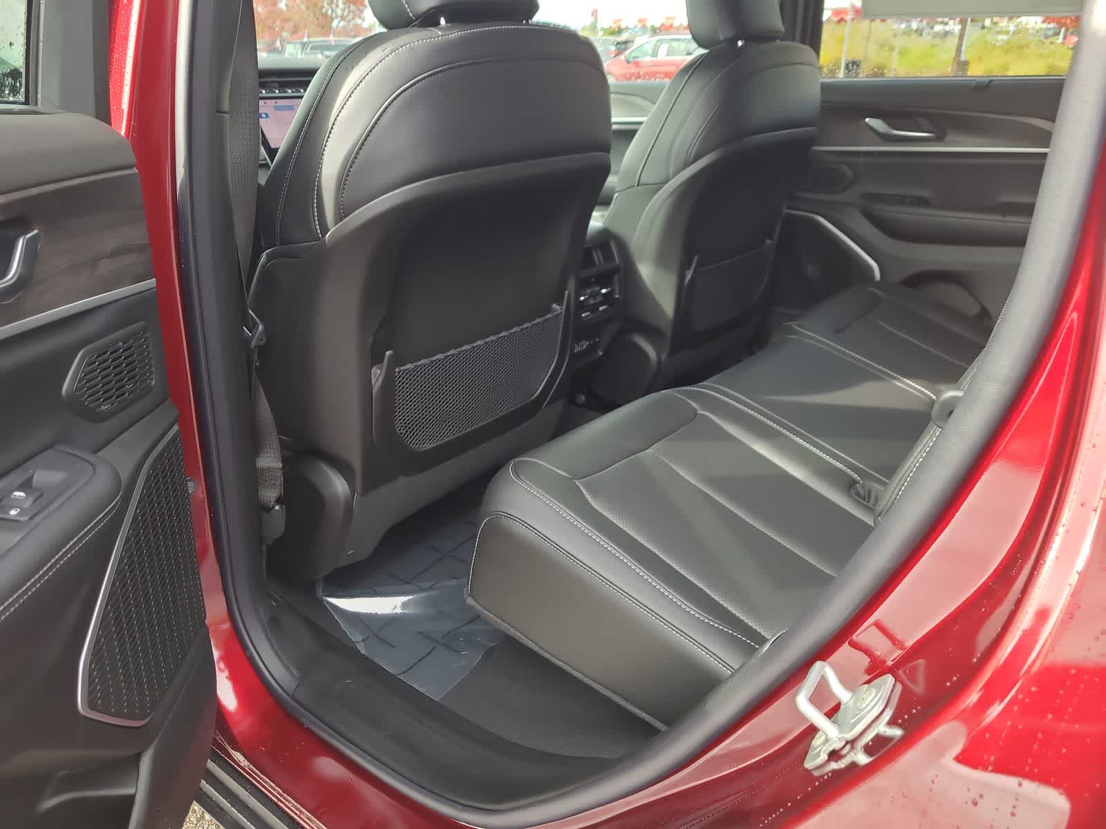 Thumbnail: 2025 Jeep Grand Cherokee - 20