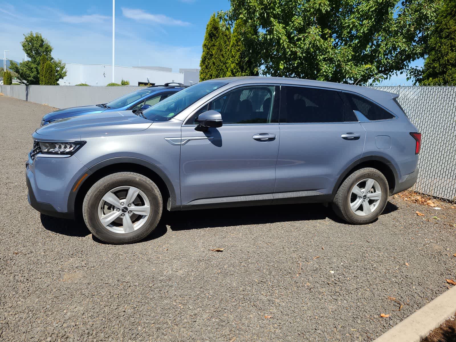 Thumbnail: 2022 Kia Sorento - 2