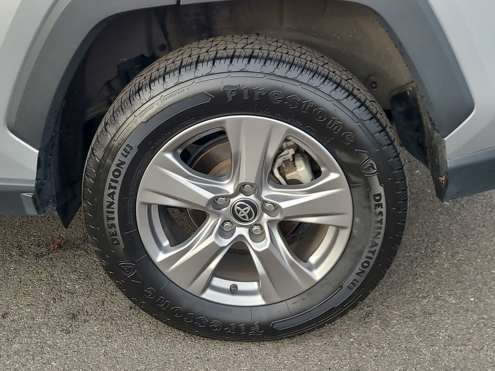 Thumbnail: 2024 Toyota RAV4 - 16