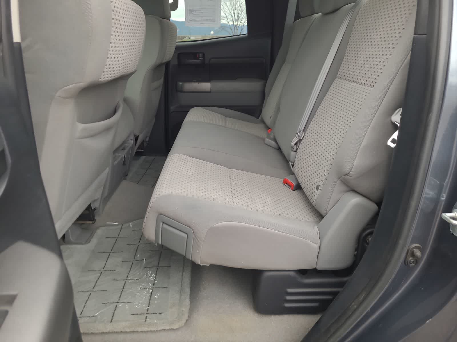 Thumbnail: 2010 Toyota Tundra - 21