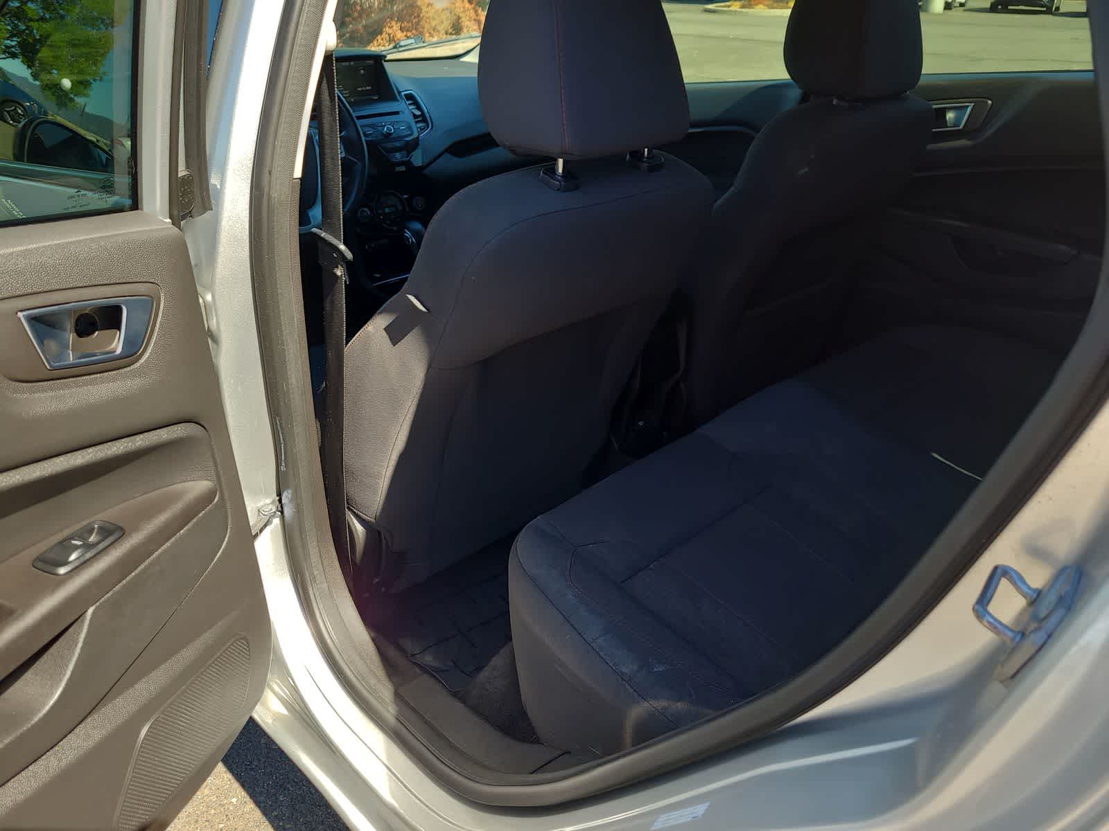Thumbnail: 2014 Ford Fiesta - 20