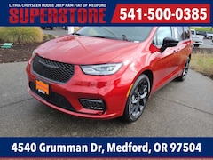 2026 Chrysler Pacifica SELECT Passenger Van Medford, OR