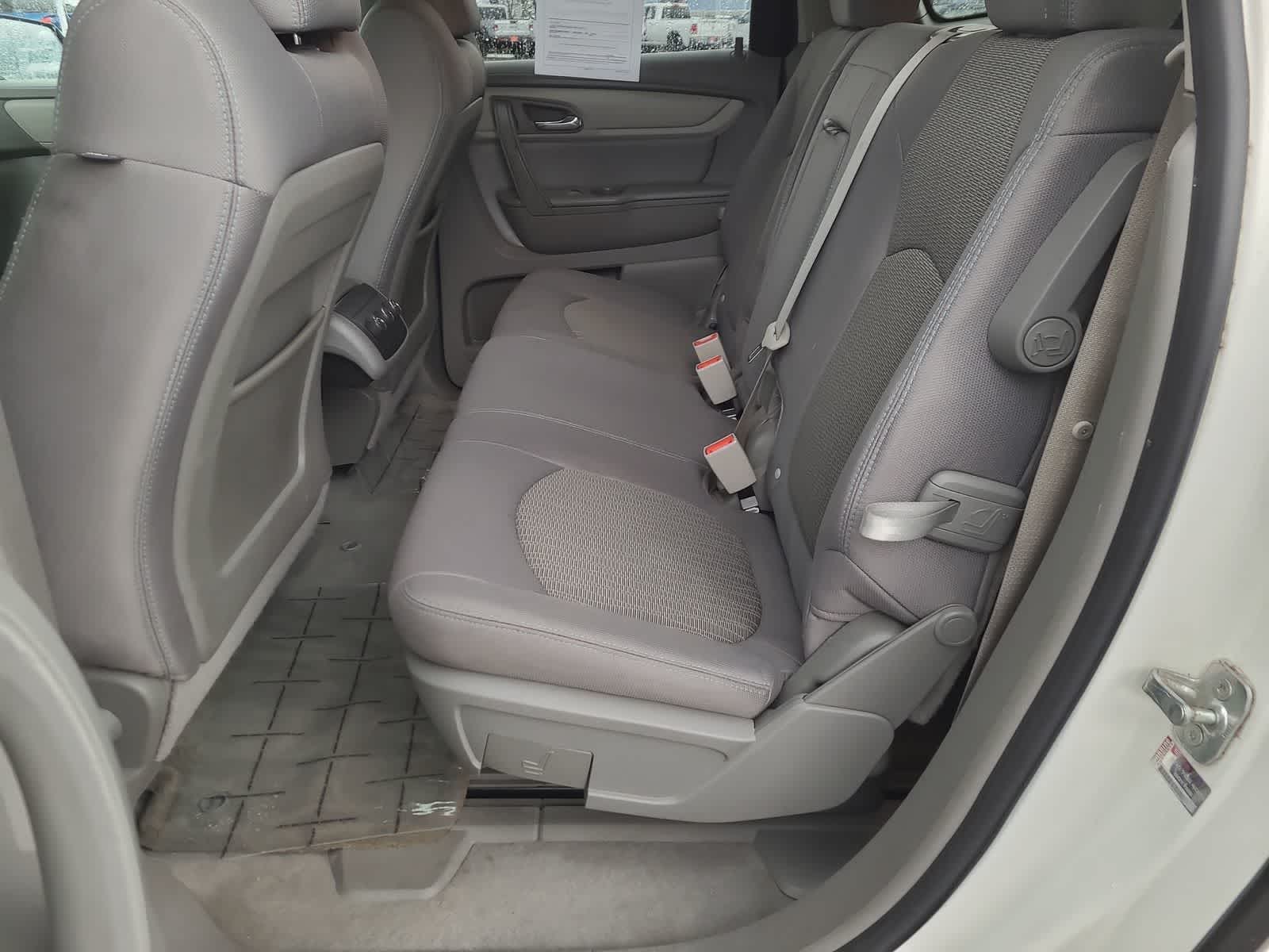 Thumbnail: 2013 Chevrolet Traverse - 21