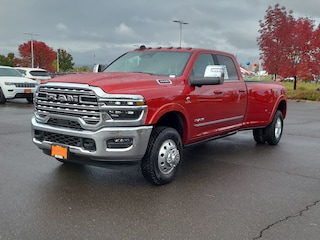 2026 Ram 3500 LIMITED CREW CAB 4X4 8' BOX Pickup