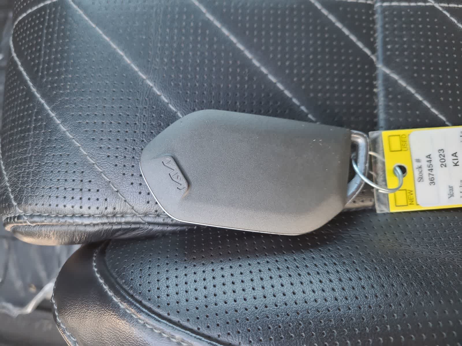 Thumbnail: 2023 Kia Telluride - 28