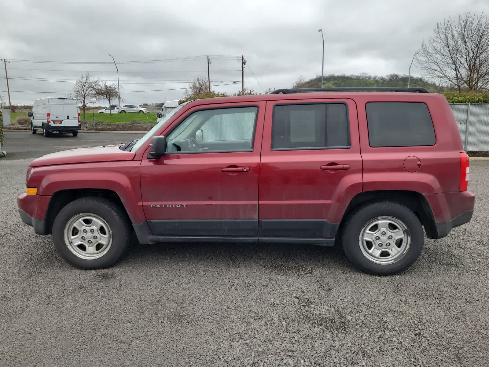 Thumbnail: 2016 Jeep Patriot - 2