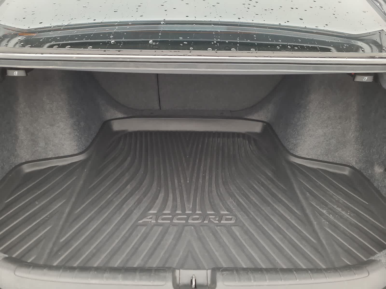 Thumbnail: 2020 Honda Accord - 27