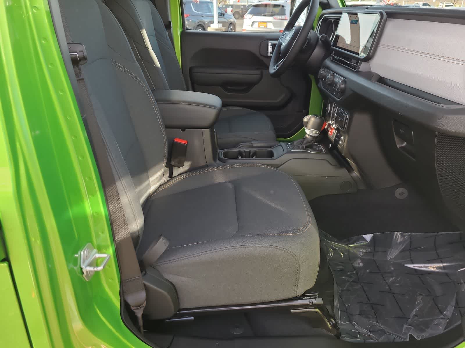 Thumbnail: 2026 Jeep Gladiator - 22