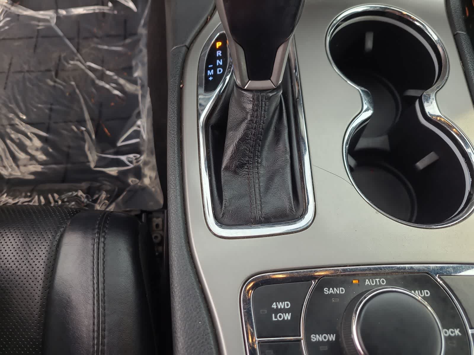 Thumbnail: 2020 Jeep Grand Cherokee - 25