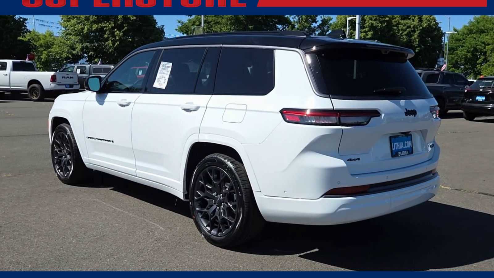 Thumbnail: 2026 Jeep Grand Cherokee - 6