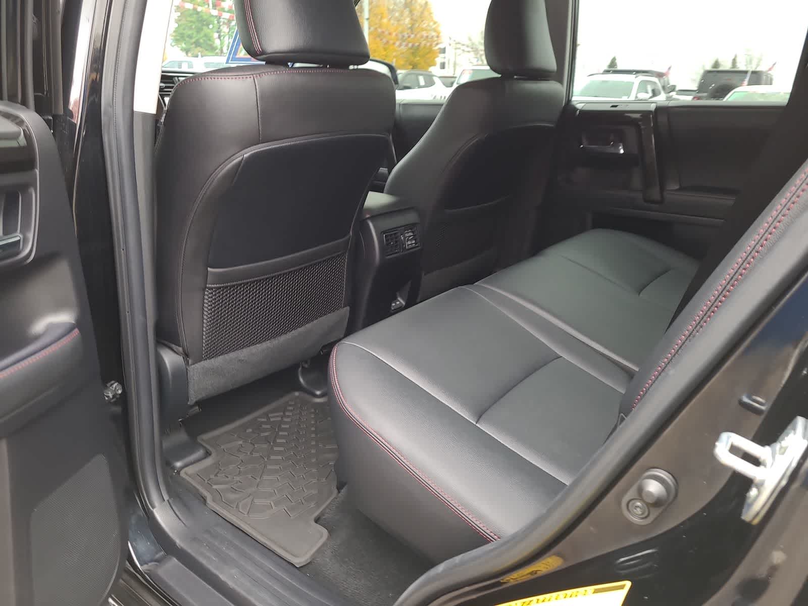 Thumbnail: 2023 Toyota 4Runner - 20