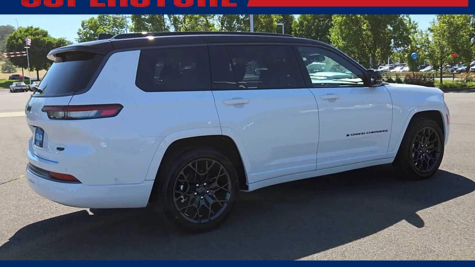 Thumbnail: 2026 Jeep Grand Cherokee - 8