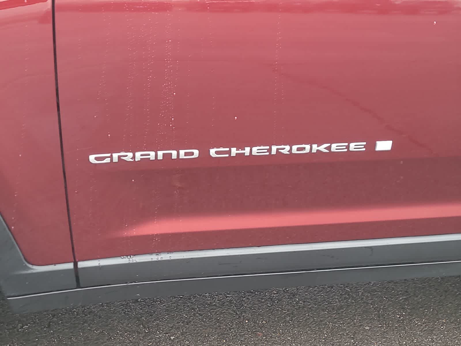 Thumbnail: 2024 Jeep Grand Cherokee L - 15