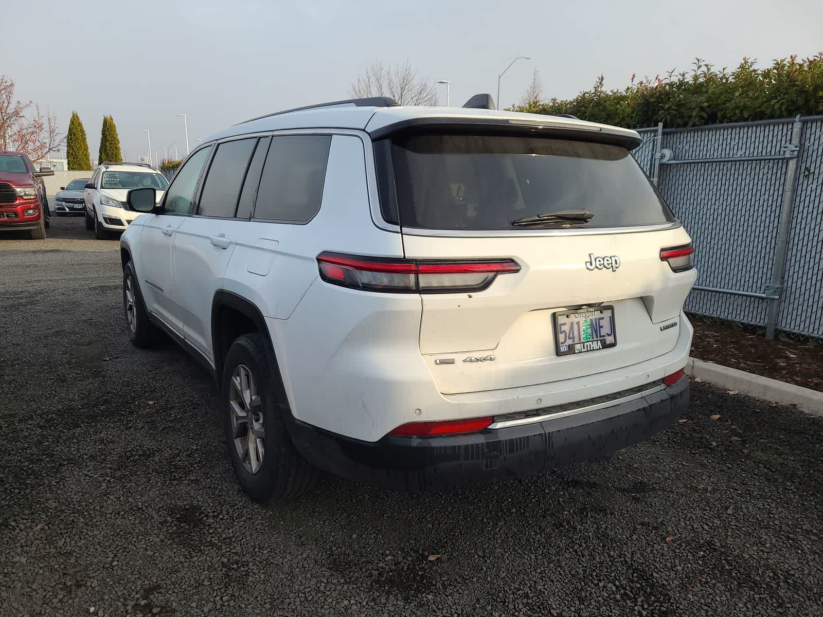 Thumbnail: 2021 Jeep Grand Cherokee L - 3