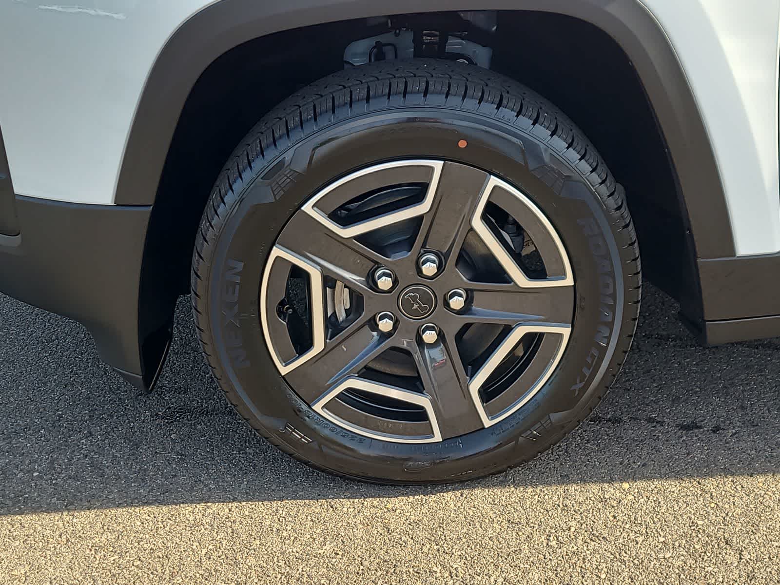 Thumbnail: 2026 Jeep Cherokee - 16