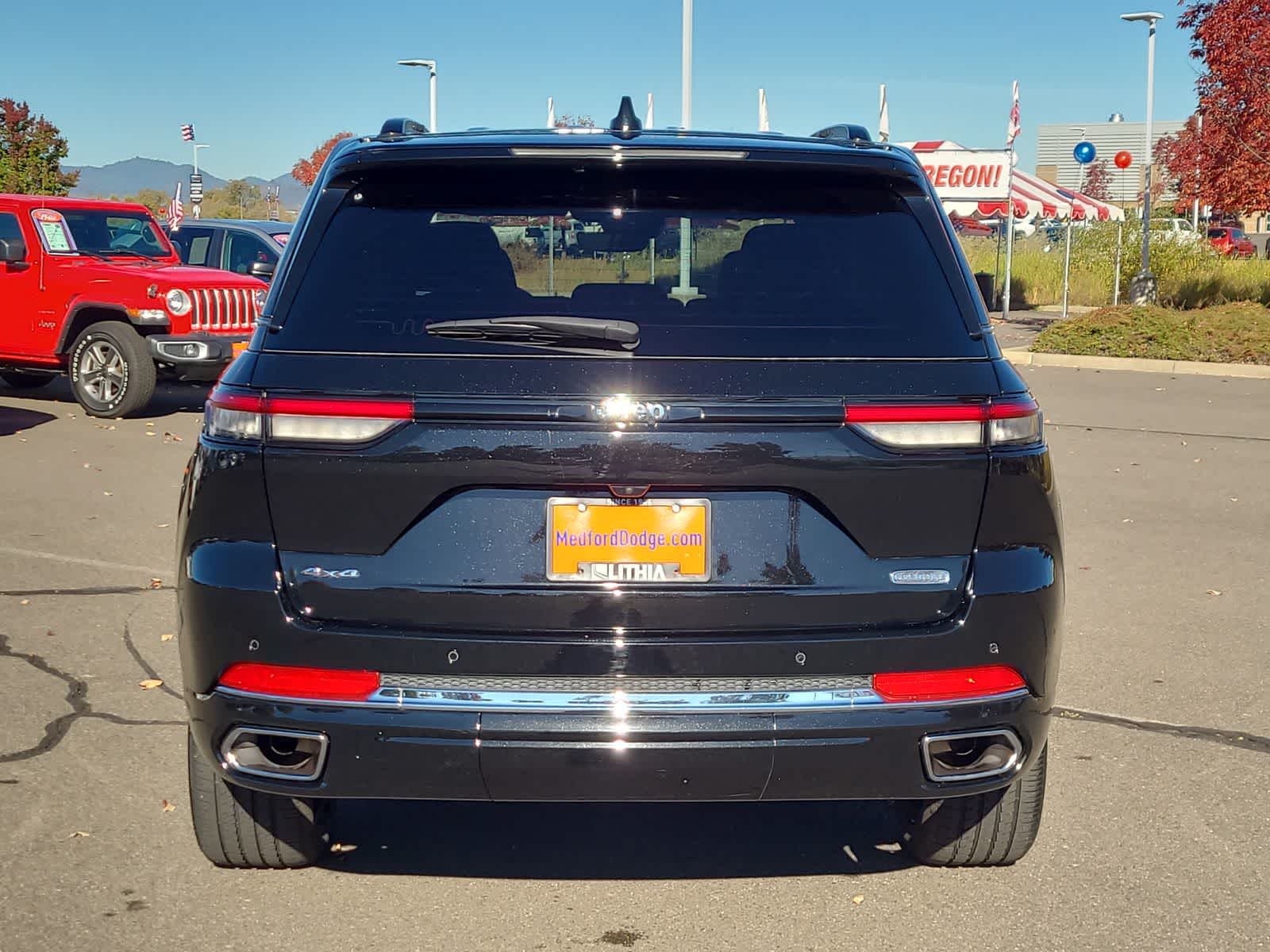 Thumbnail: 2023 Jeep Grand Cherokee - 13