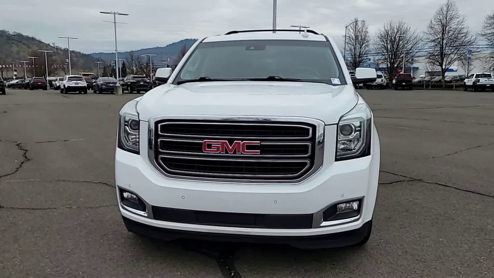 Thumbnail: 2020 GMC Yukon - 3