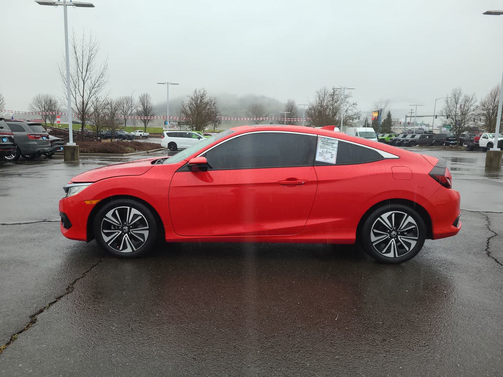 Thumbnail: 2016 Honda Civic - 11