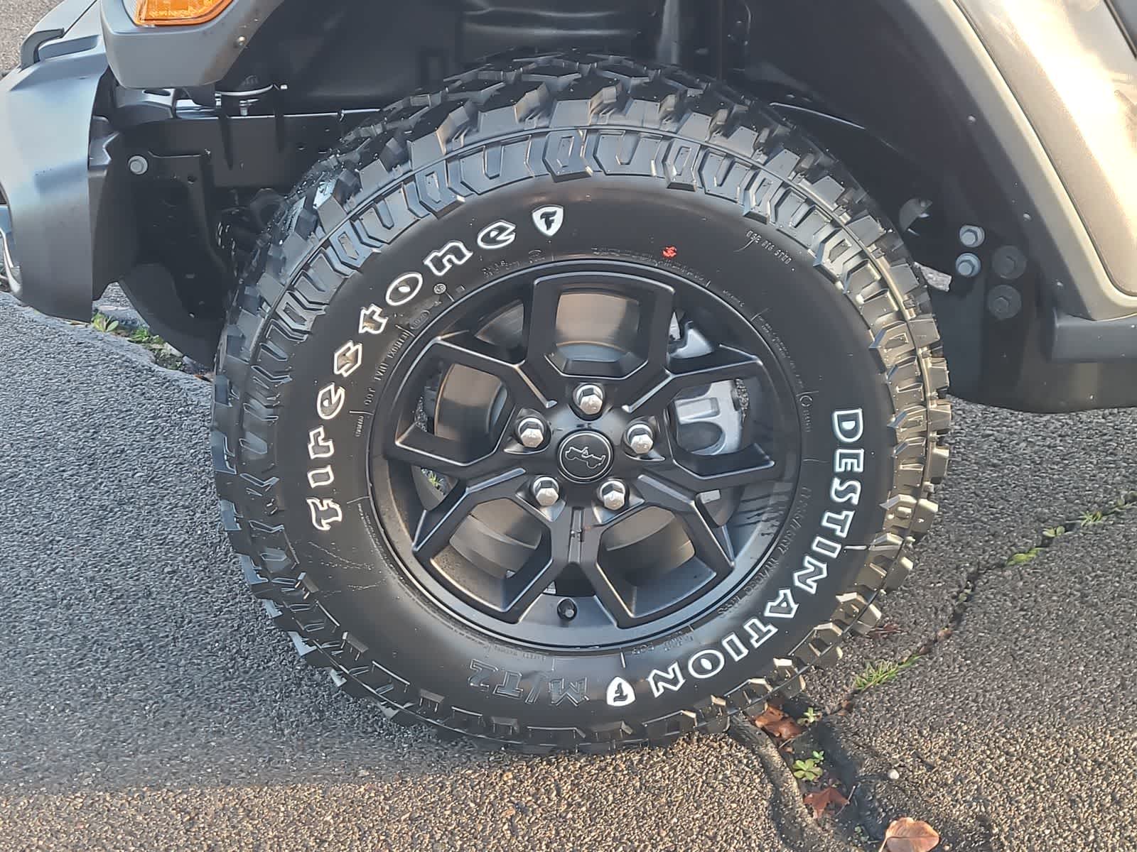 Thumbnail: 2026 Jeep Gladiator - 16