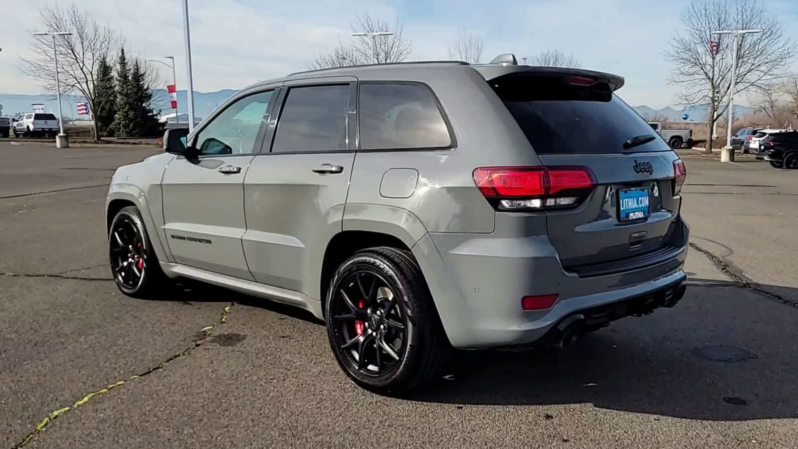 Thumbnail: 2020 Jeep Grand Cherokee - 6