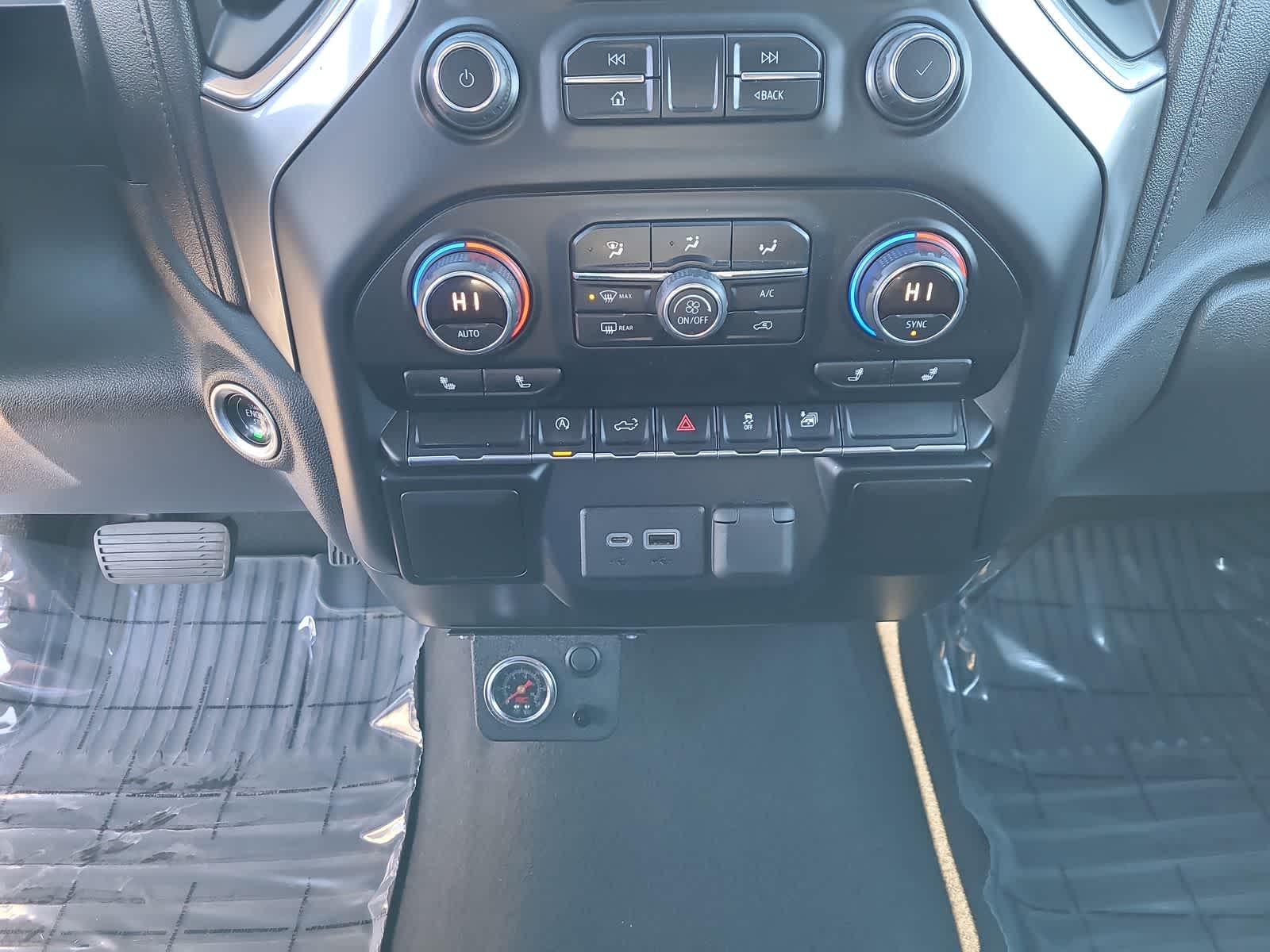 Thumbnail: 2019 Chevrolet Silverado 1500 - 25