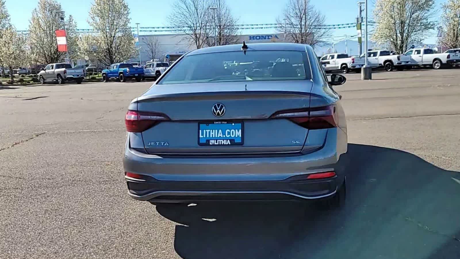 Thumbnail: 2024 Volkswagen Jetta - 7