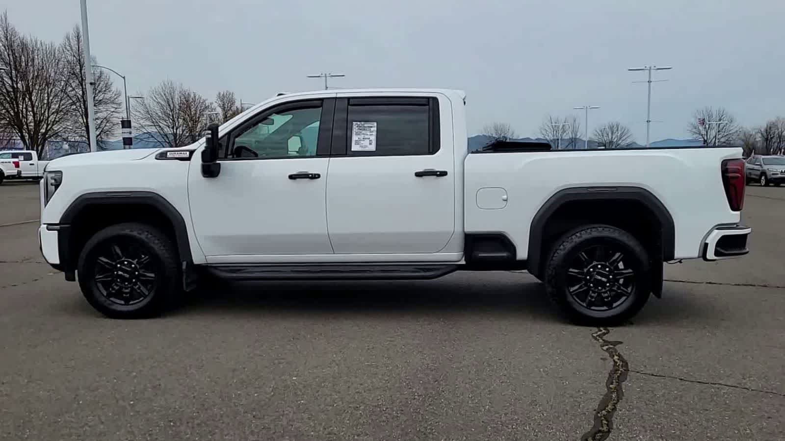 Thumbnail: 2024 GMC Sierra 2500 - 5