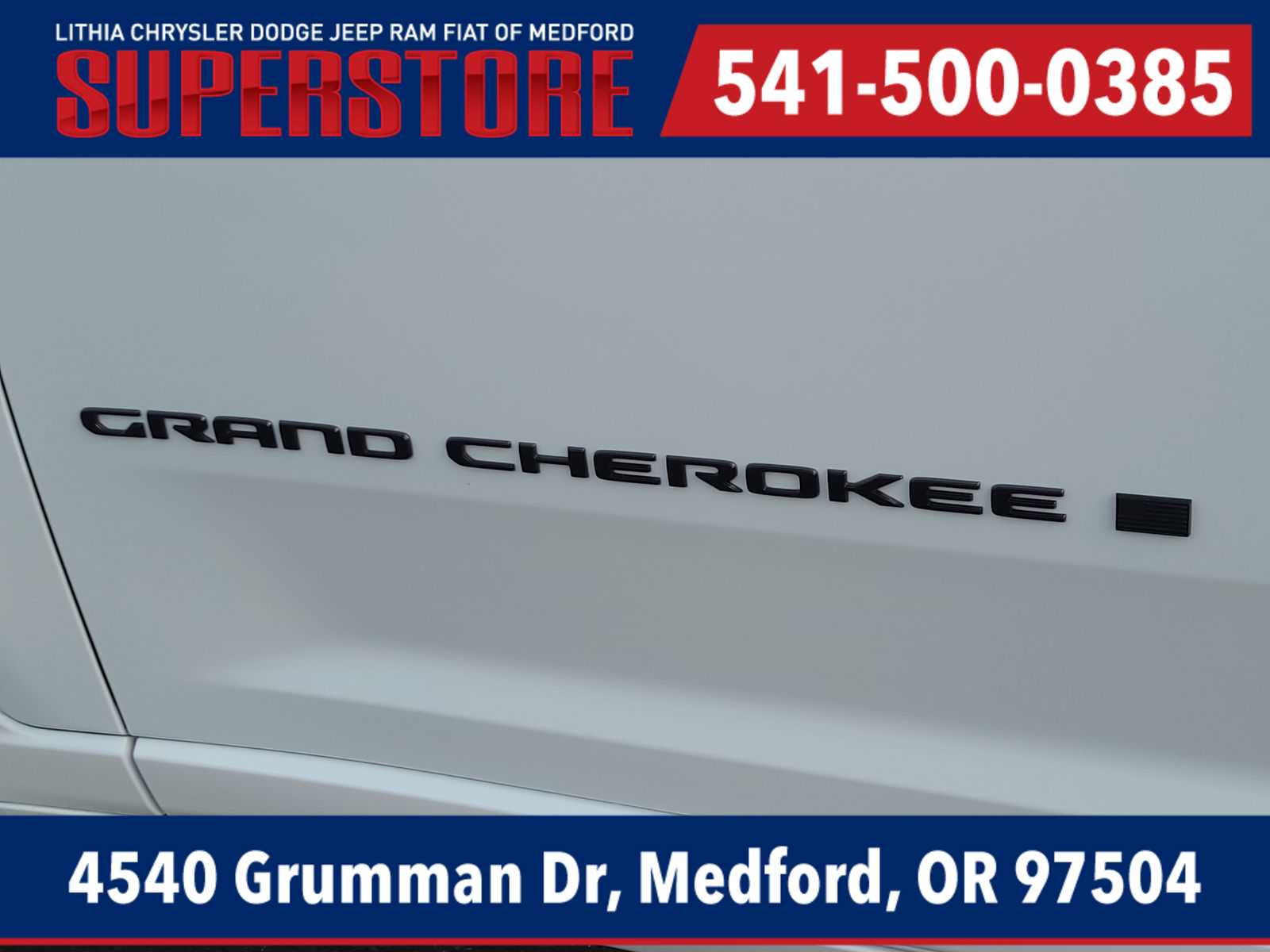 Thumbnail: 2026 Jeep Grand Cherokee - 15