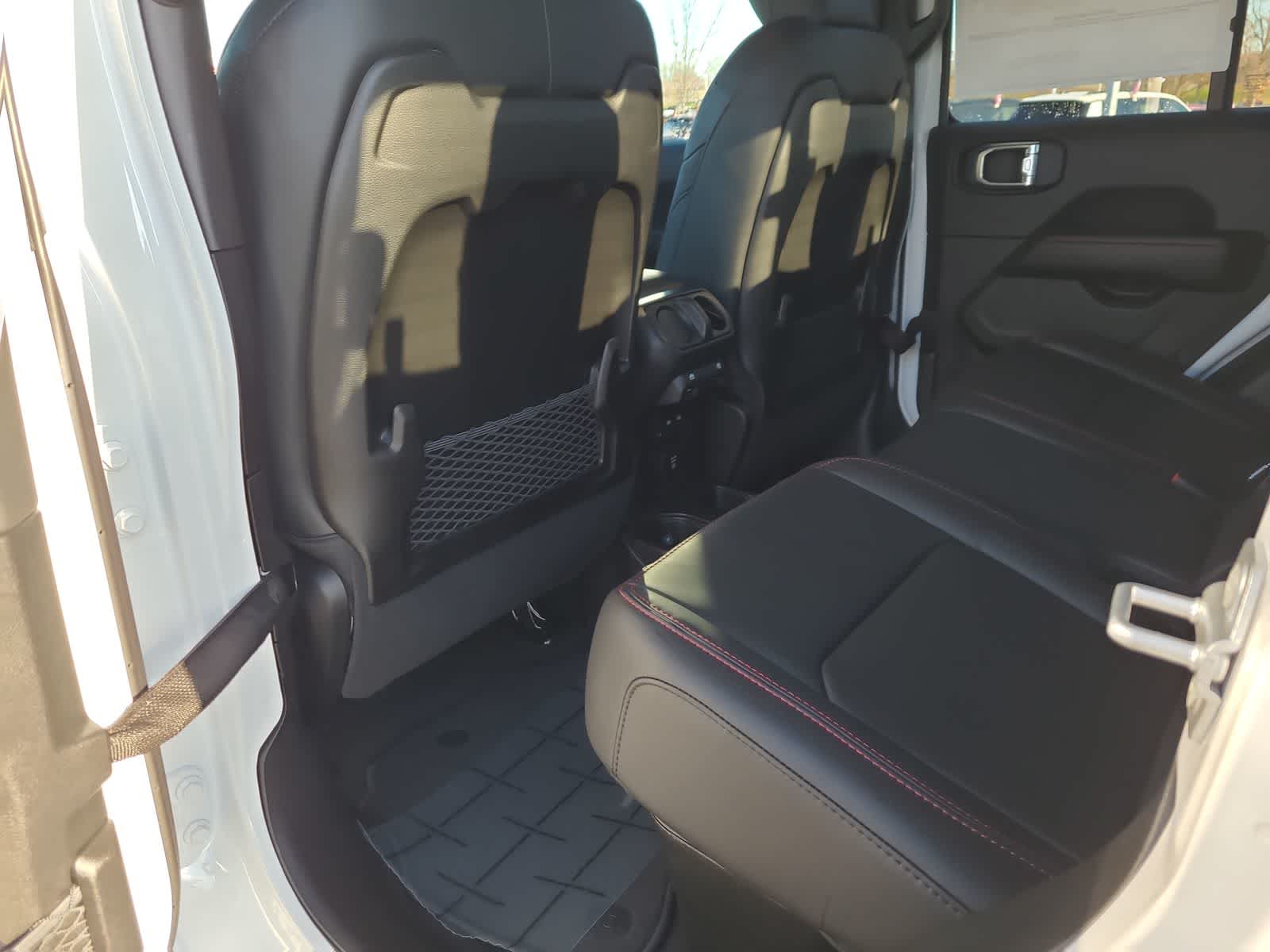 Thumbnail: 2026 Jeep Gladiator - 20