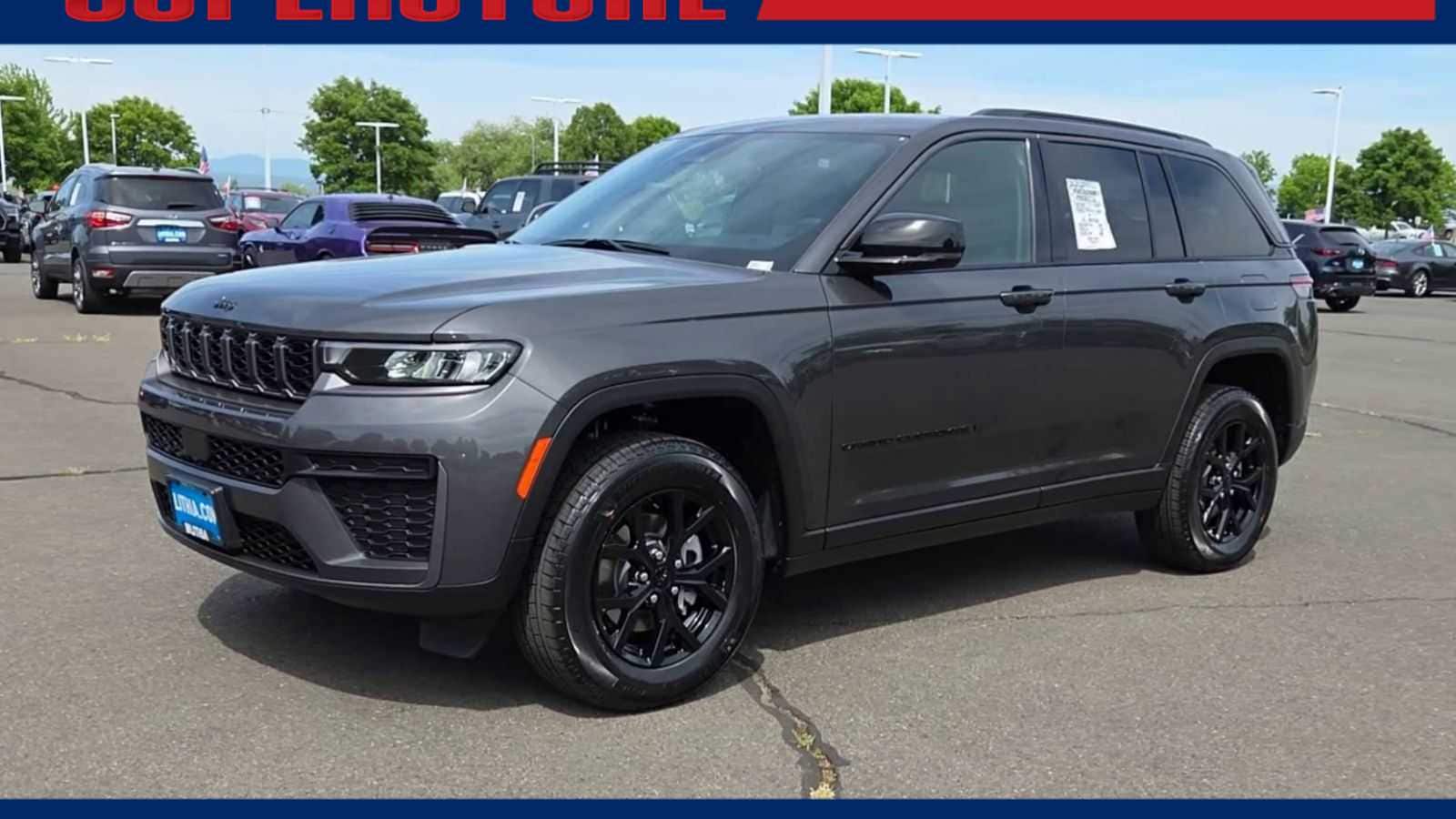Thumbnail: 2026 Jeep Grand Cherokee - 4