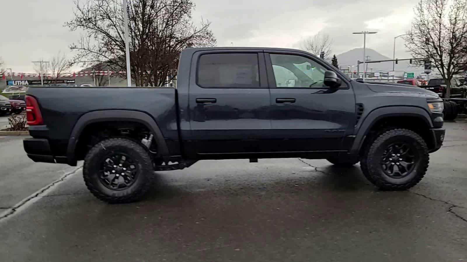 Thumbnail: 2026 RAM 1500 - 9