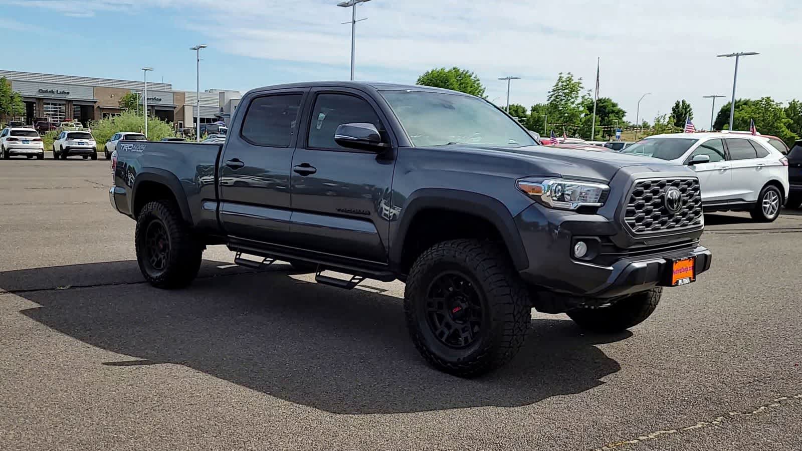 2022 Toyota Tacoma TRD Off-Road 2