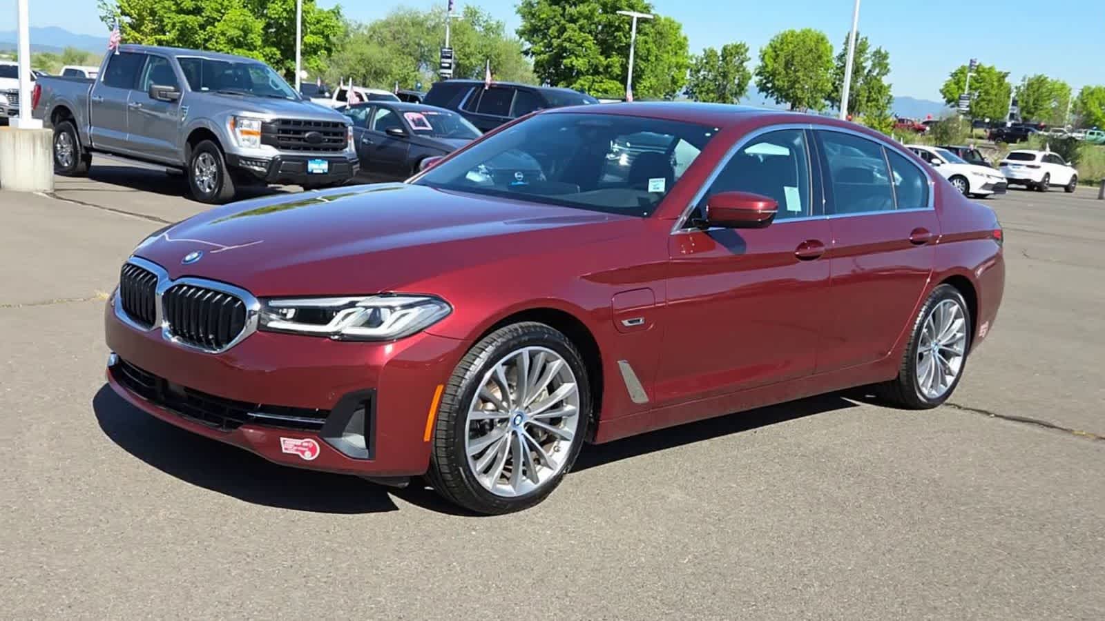 Thumbnail: 2023 BMW 5 Series - 4