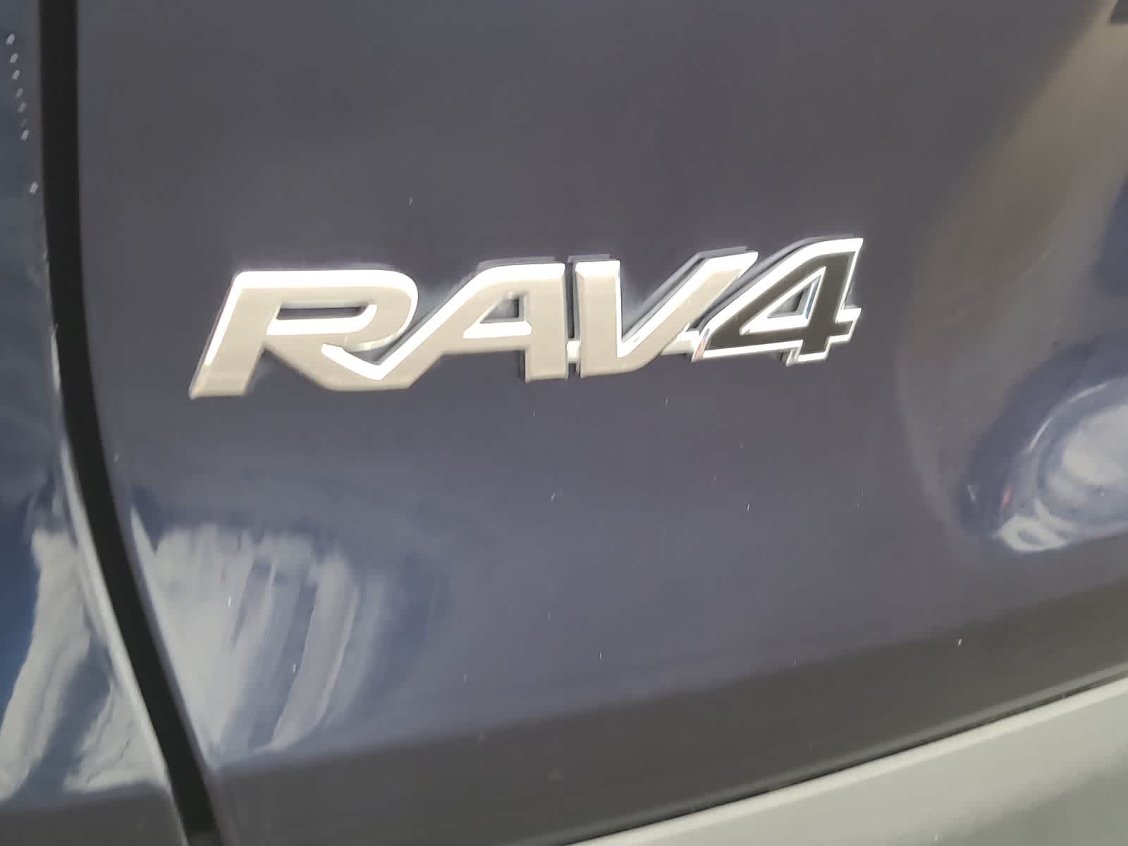 Thumbnail: 2024 Toyota RAV4 - 15