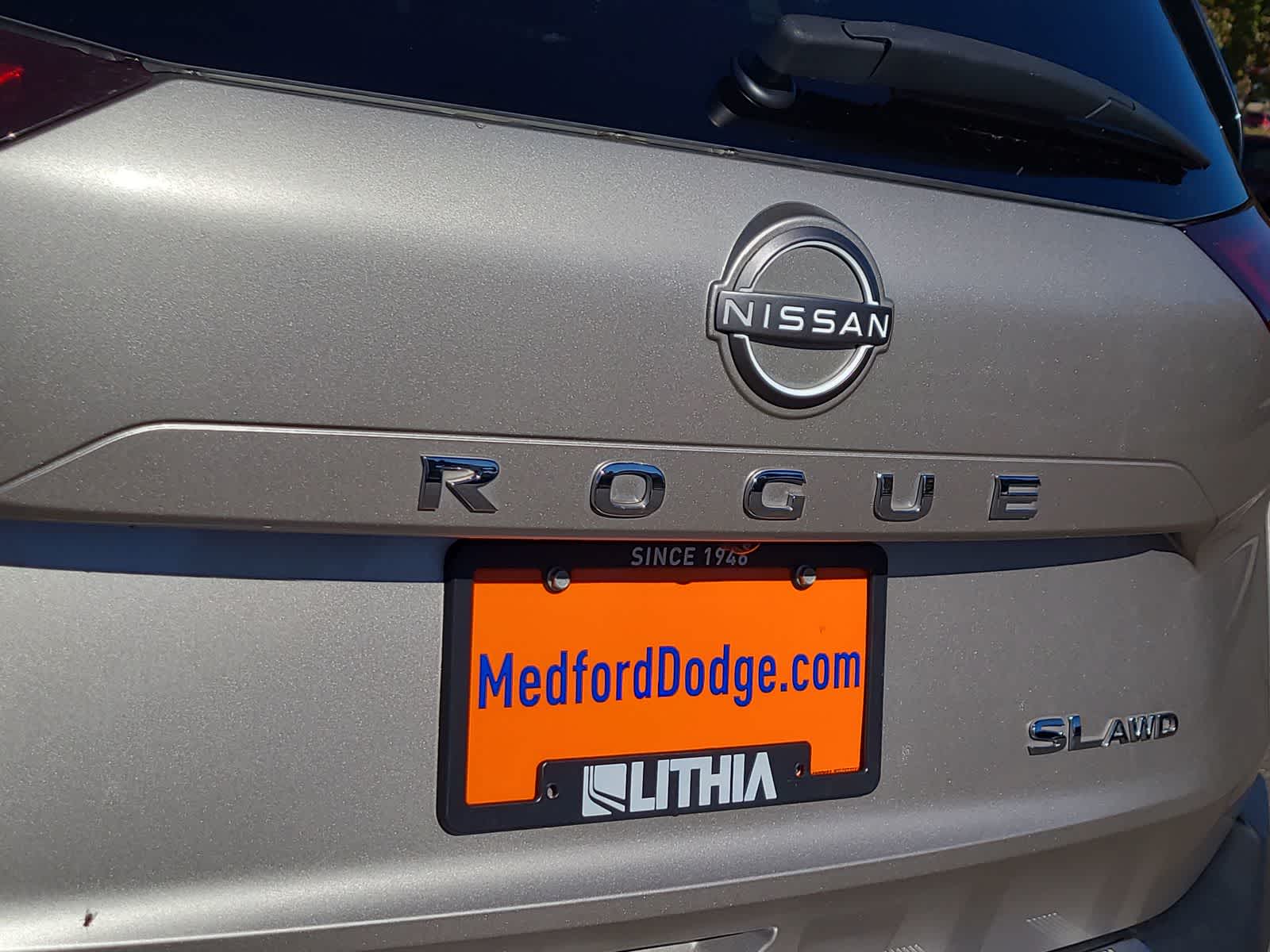 Thumbnail: 2022 Nissan Rogue - 15