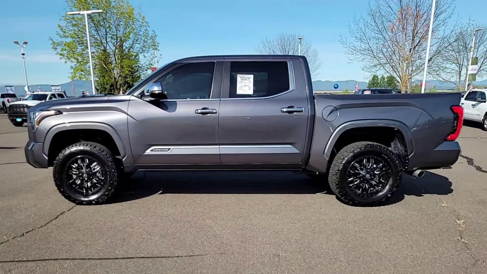 Thumbnail: 2024 Toyota Tundra - 5