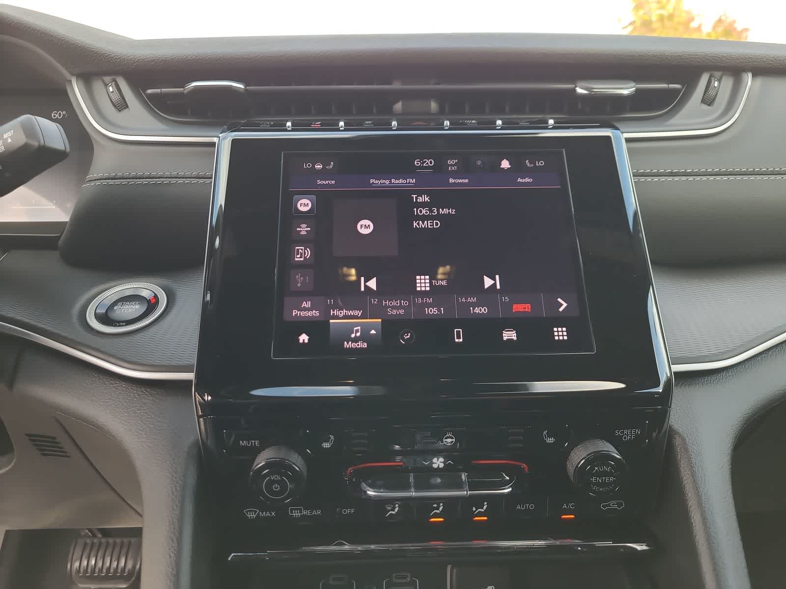 Thumbnail: 2025 Jeep Grand Cherokee - 24