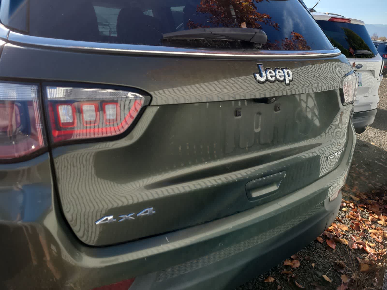 Thumbnail: 2019 Jeep Compass - 12