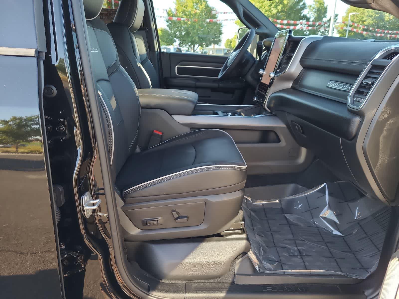 Thumbnail: 2026 RAM 3500 - 22