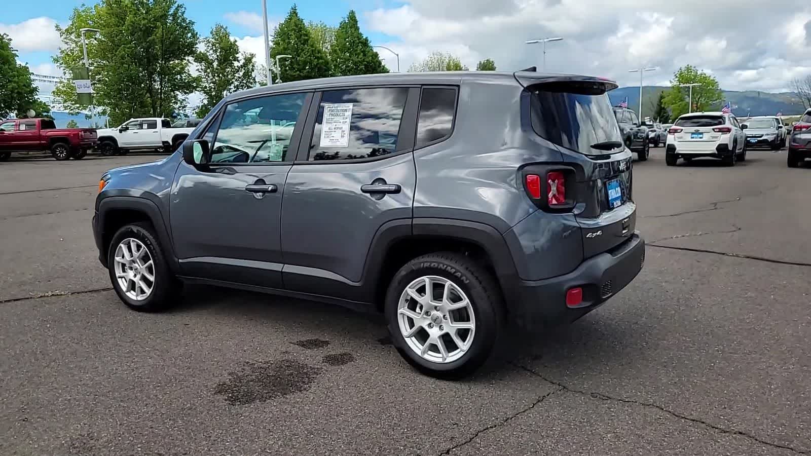Thumbnail: 2023 Jeep Renegade - 6