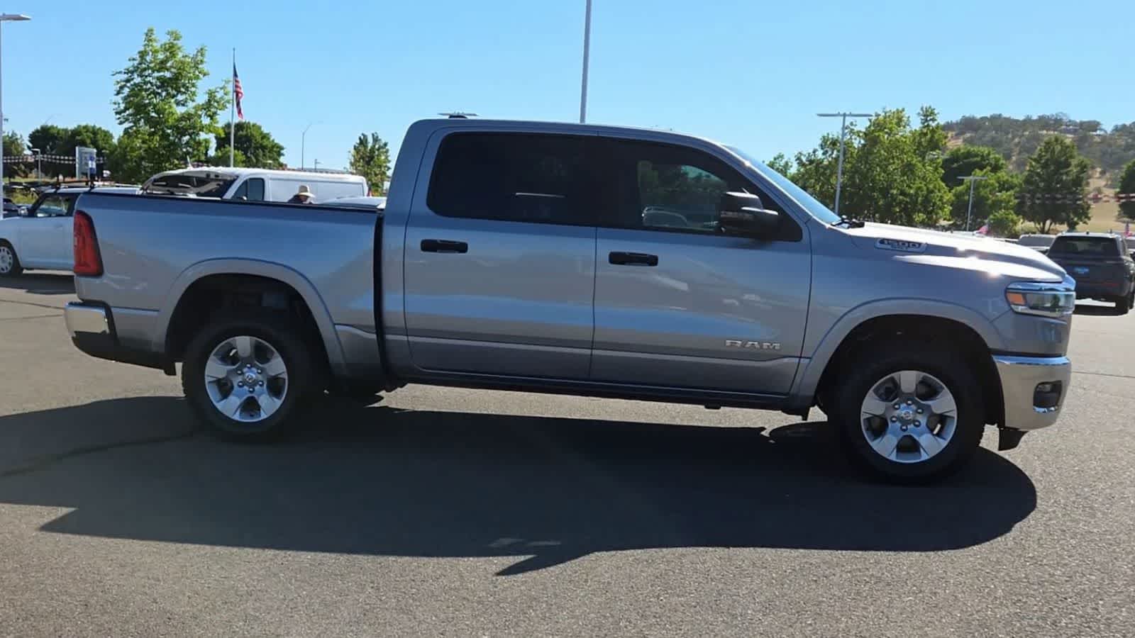 Thumbnail: 2025 RAM 1500 - 8