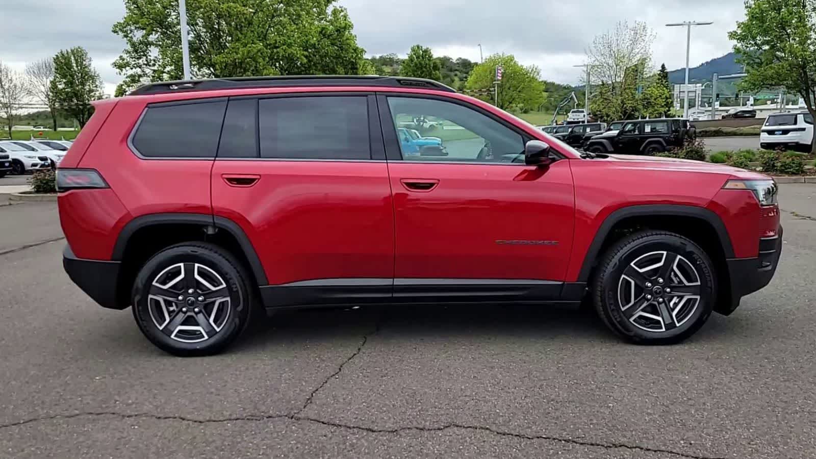 Thumbnail: 2026 Jeep Cherokee - 9