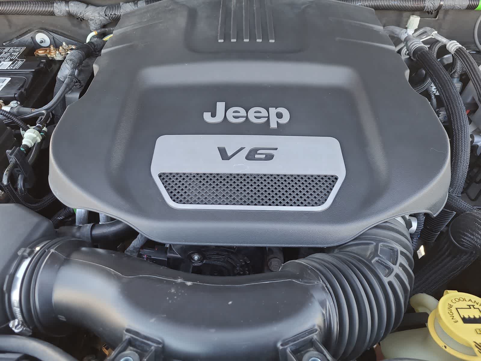 Thumbnail: 2018 Jeep Wrangler - 17