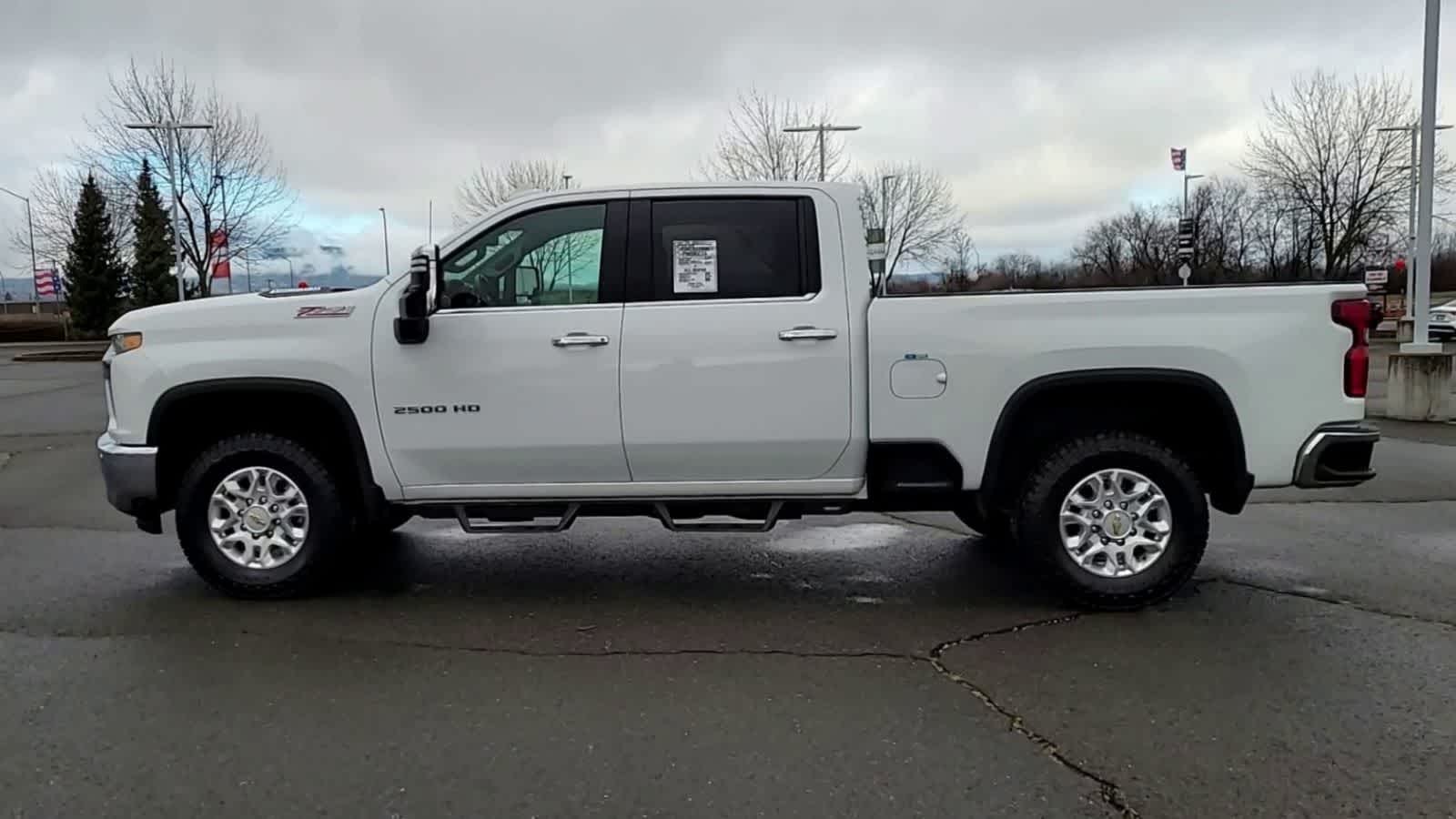 Thumbnail: 2021 Chevrolet Silverado 2500 - 5