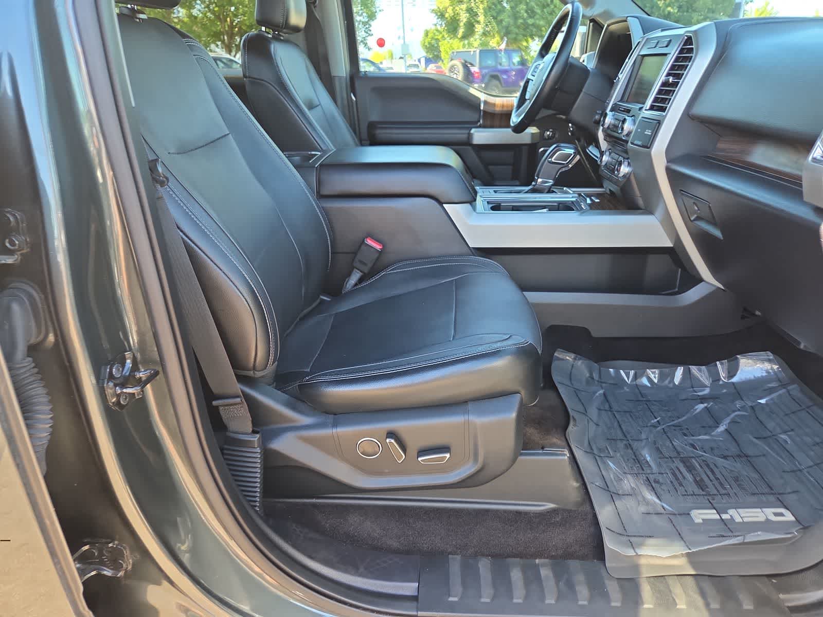Thumbnail: 2015 Ford F-150 - 21