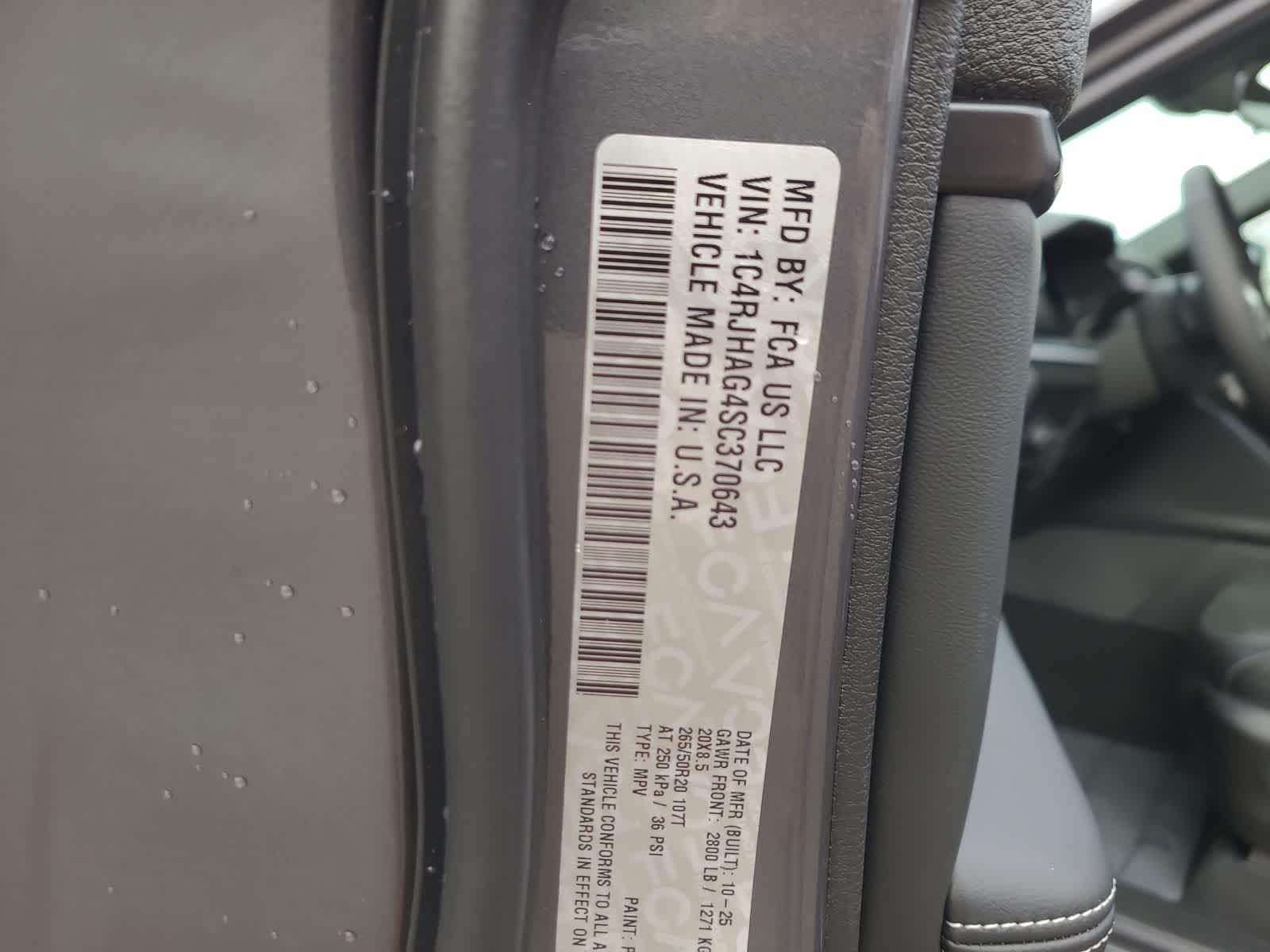 Thumbnail: 2025 Jeep Grand Cherokee - 29