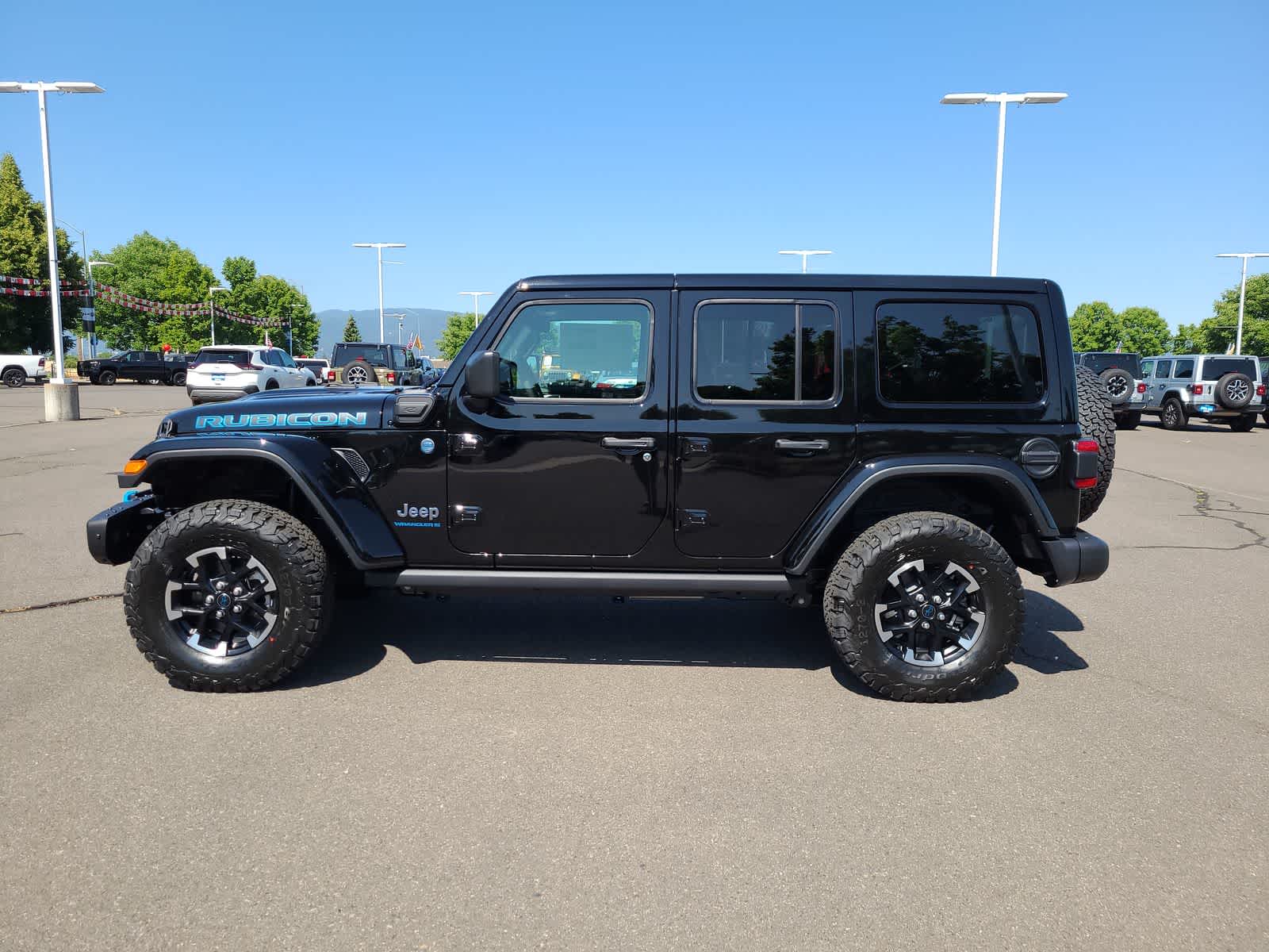 Thumbnail: 2025 Jeep Wrangler - 11