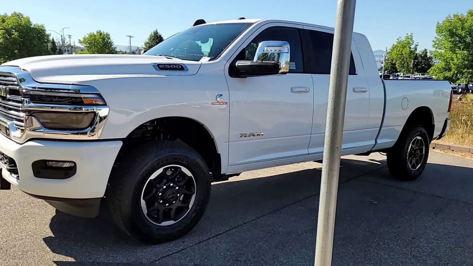 2026 Ram 2500 Laramie photo 4