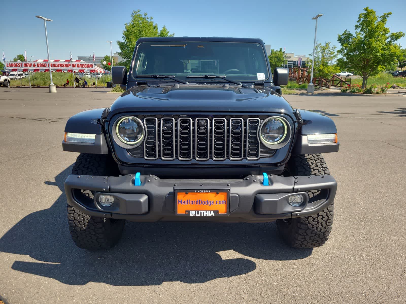 Thumbnail: 2025 Jeep Wrangler - 14
